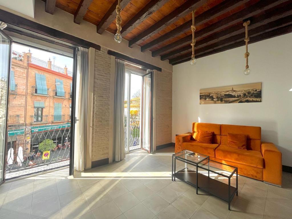 Eva Recommends Triana Apartment