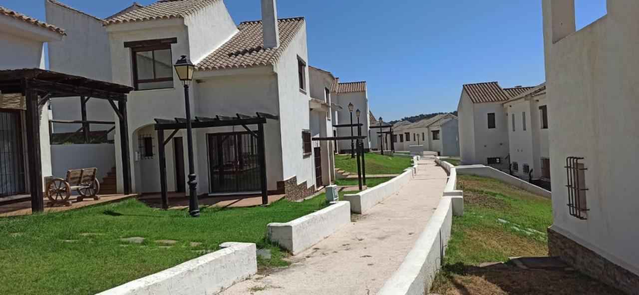 Bonita Y Acogedora Casa En Plena Sierra Norte, A Tan Solo 30 Minutos De Сasa de vacaciones