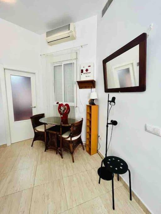 Privado En Alameda De Hercules Apartamento