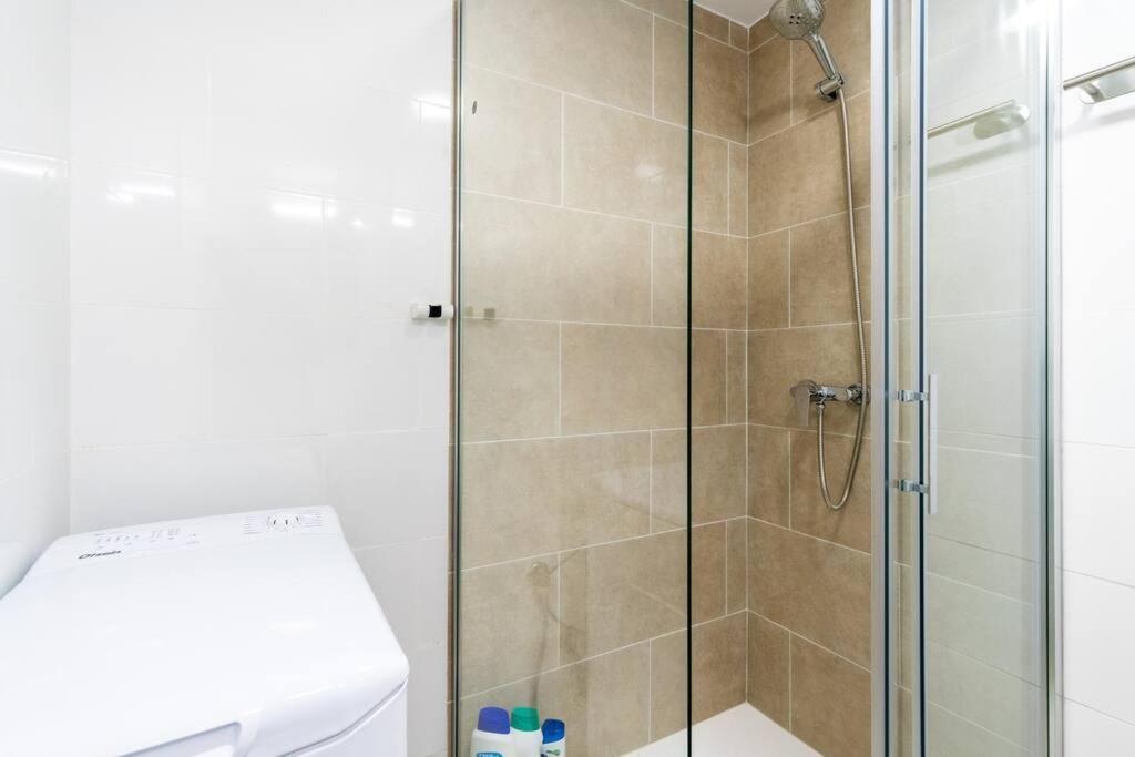 Estudio En Resitur By Thegoodtourist Apartamento Sevilla