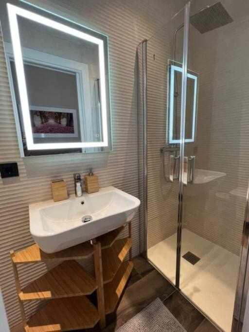 Apartamento Moderno Centro *