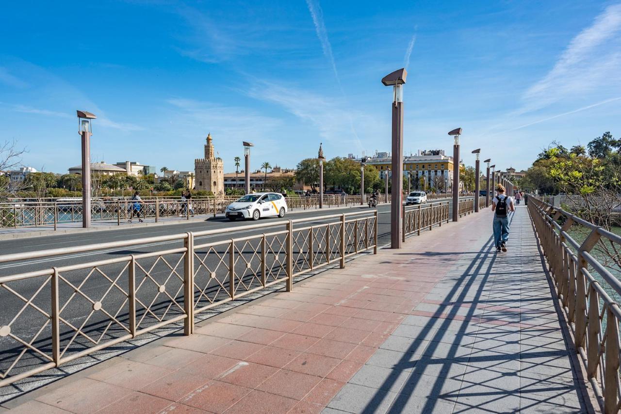 Alohamundi Plaza De Cuba Seville