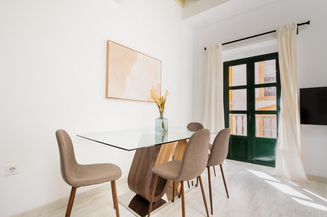 Apartment Duplex With Terrace- 2bd 2bth- Arenal Seville