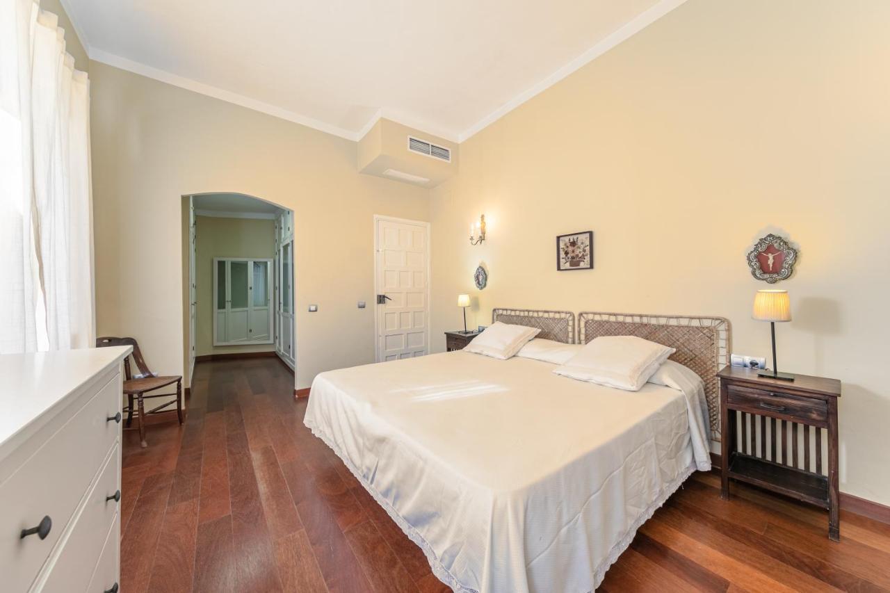 Apartamento Aoa Plaza Santa Marta Sevilla