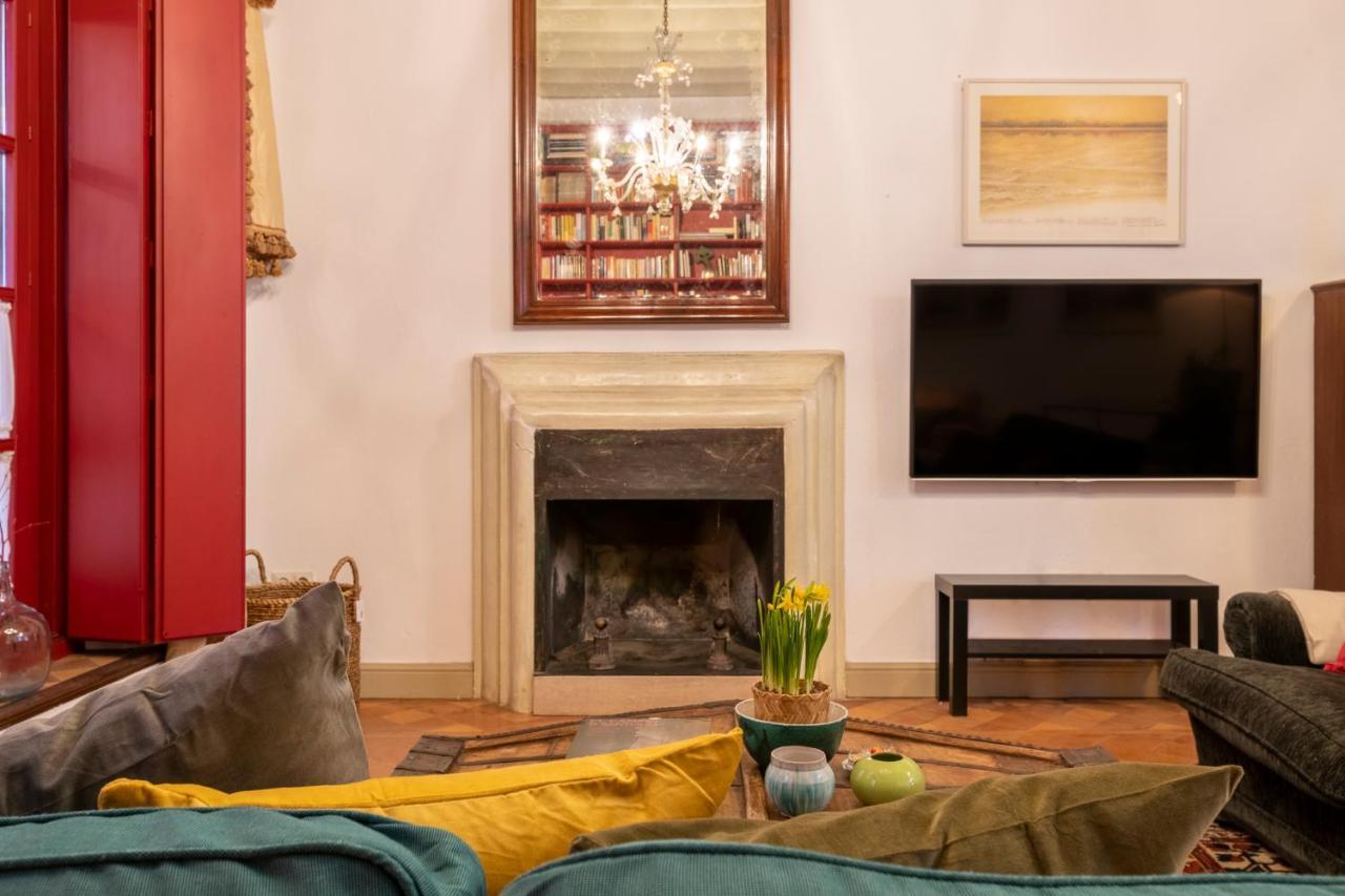 Exclusiva Casa En El Centro Historico De * Seville