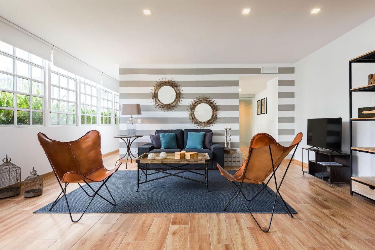 Genteel San Leandro * Seville
