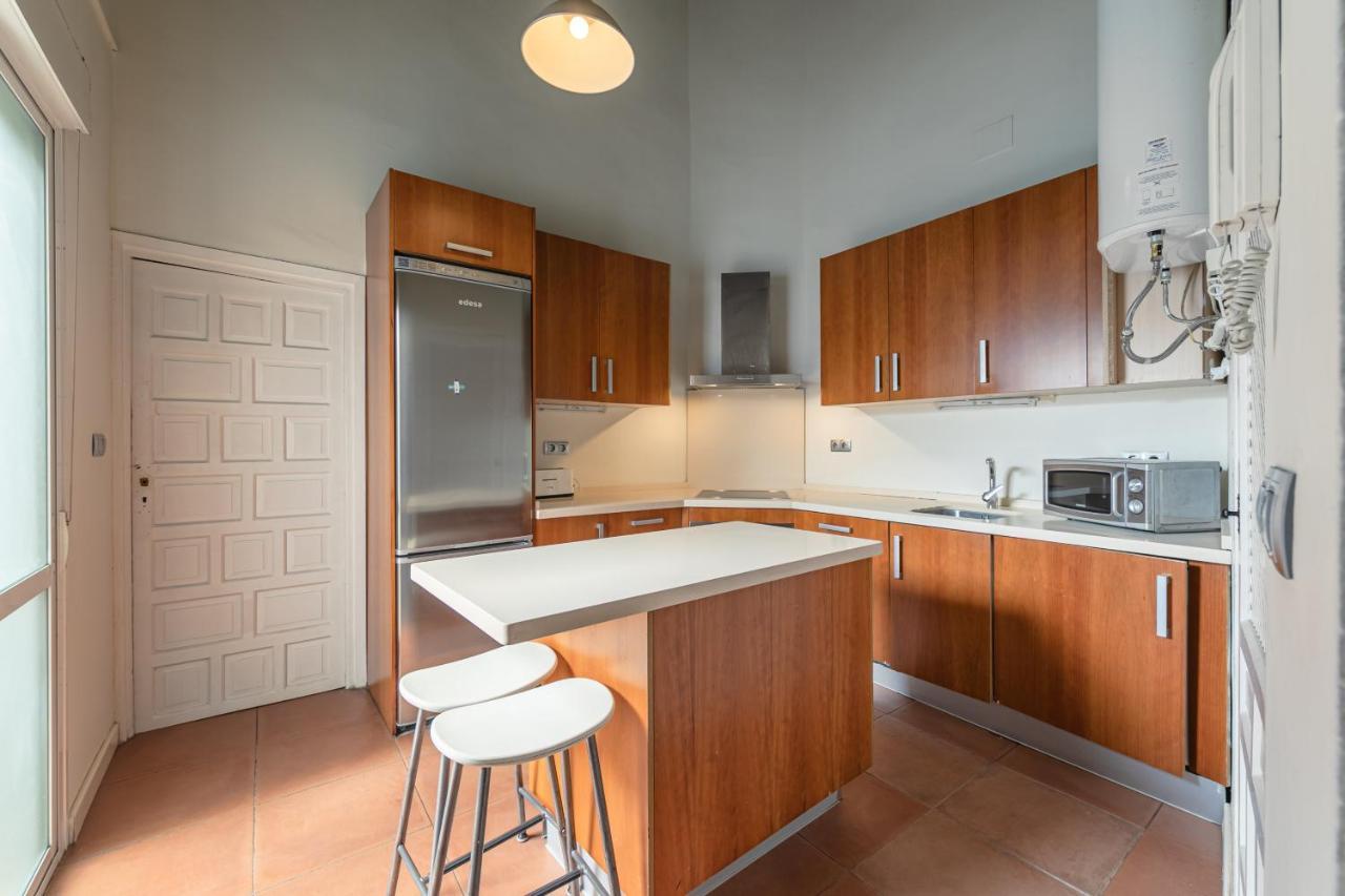Apartamento Aoa Plaza Santa Marta Sevilla