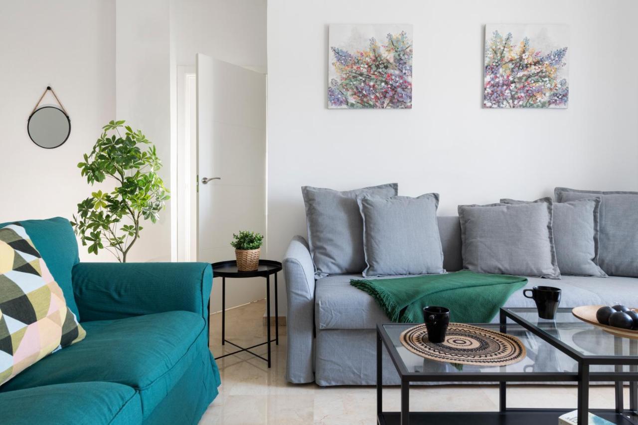 Leones Home, Parking Y Vistas Al Rio * Seville