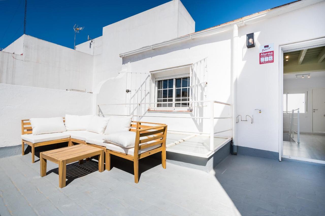 Duplex With Terrace- 2bd 2bth- Arenal * Seville