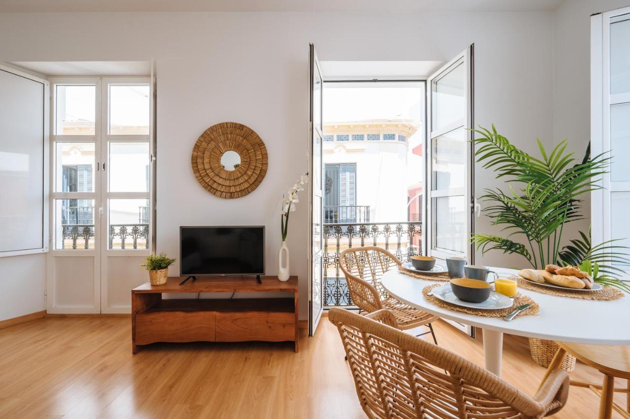 Hostly Rivero 2a Center Loft-fibre-communal Terrace-parking Optional-cless