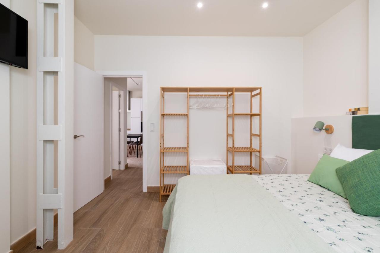 Apartamento Cervantes 17 *
