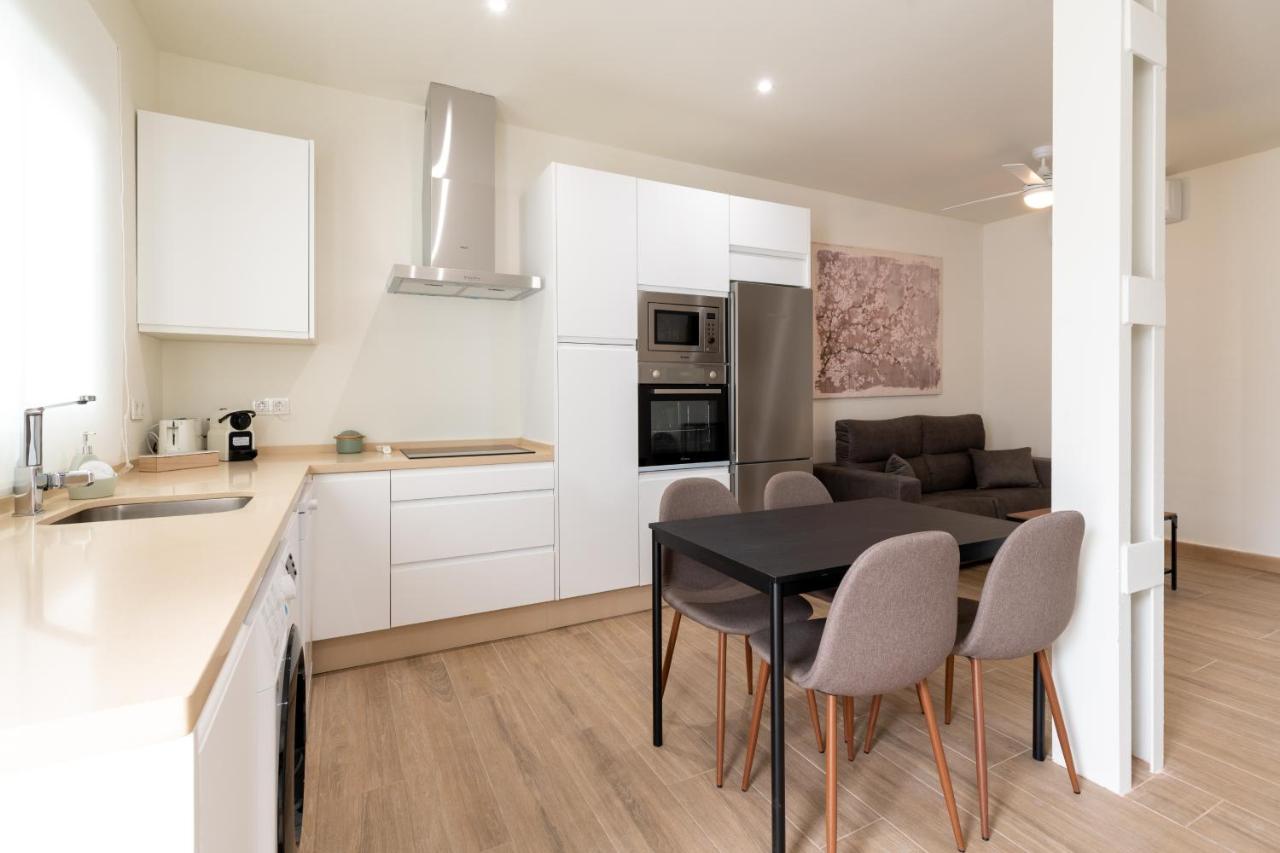 Apartamento Cervantes 17 *