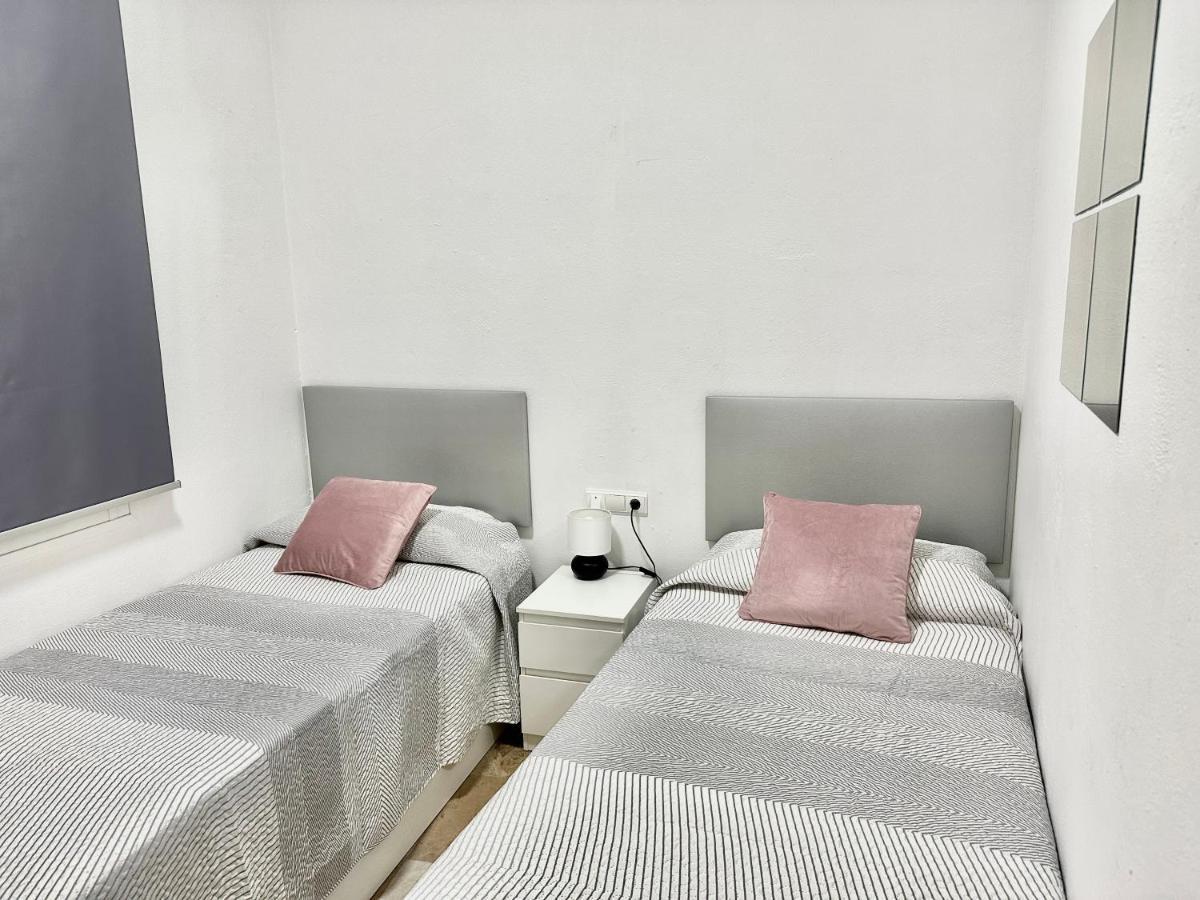 Acogedor Y Moderno En Pleno Centro De Con Parking Gratis Apartamento