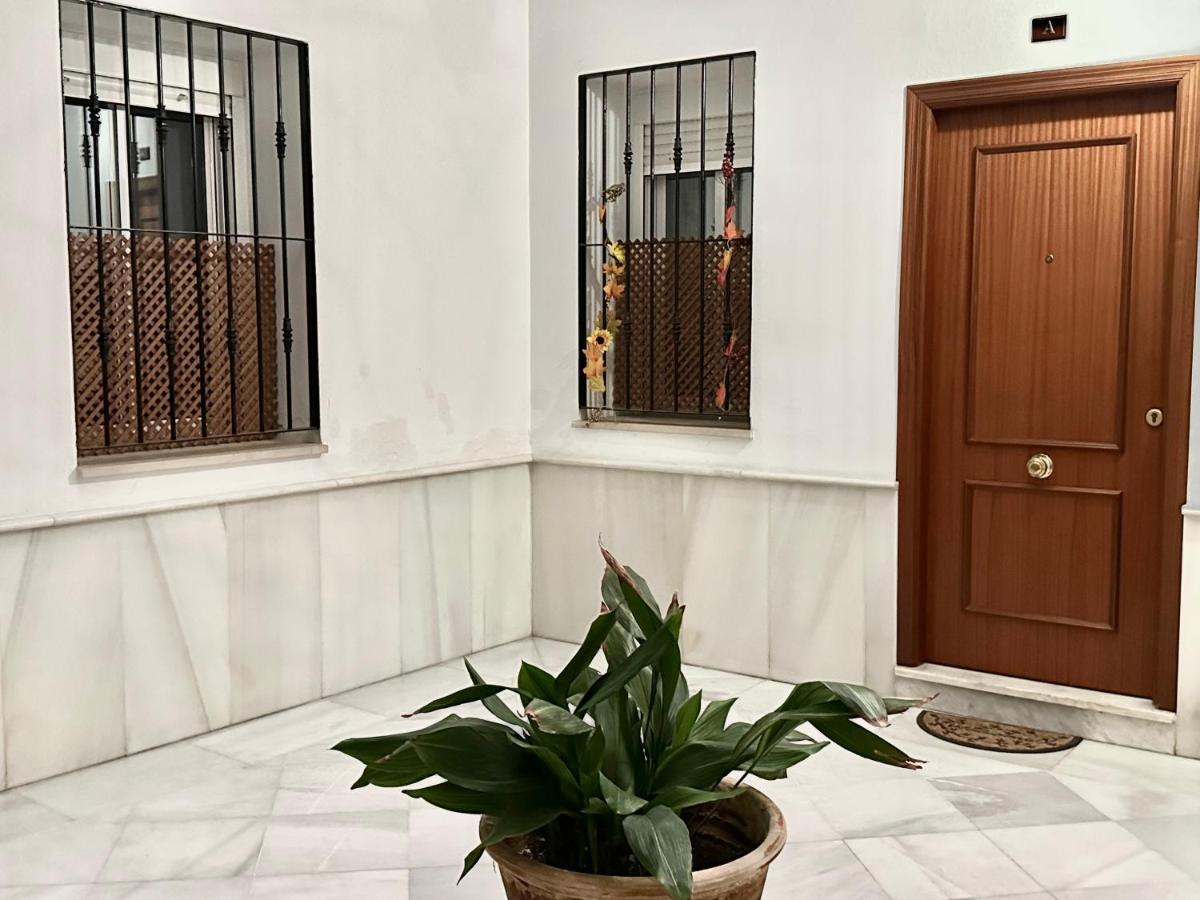 Acogedor Y Moderno En Pleno Centro De Con Parking Gratis Sevilla