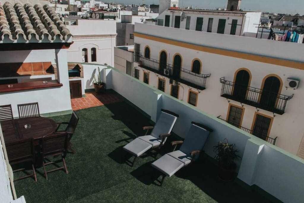 Gran Casa Con Piscina Centro De Vistas