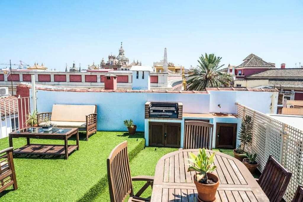 Atico Con Piscina Junto Catedral De