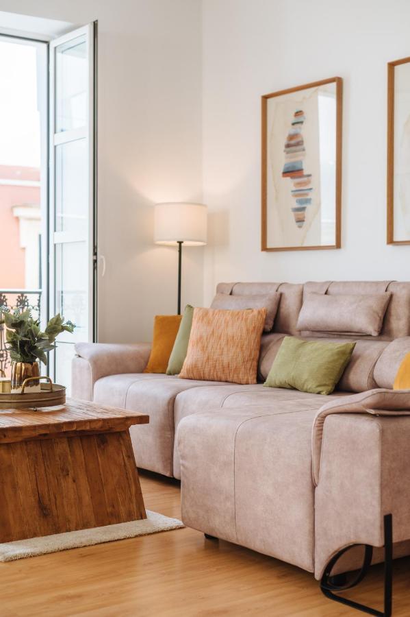 Hostly Rivero 2a Center Loft-fibre-communal Terrace-parking Optional-cless * Sevilla