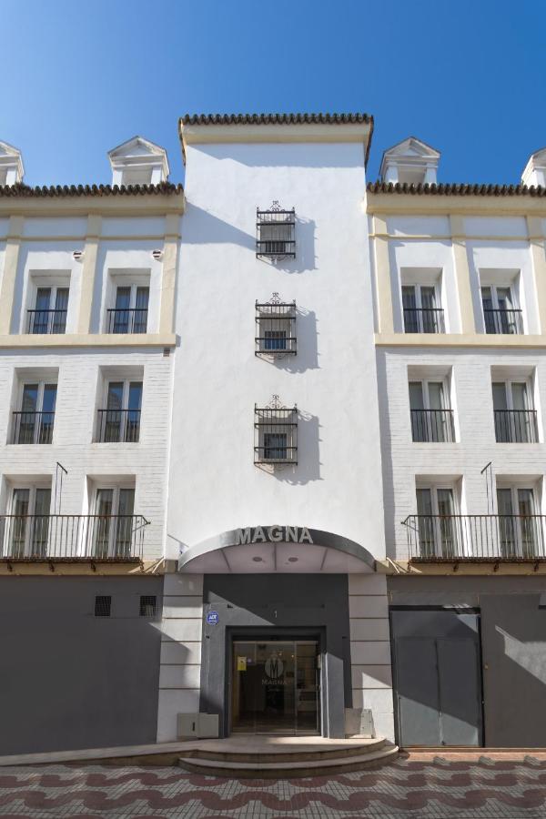 Magna Apartahotel 2*
