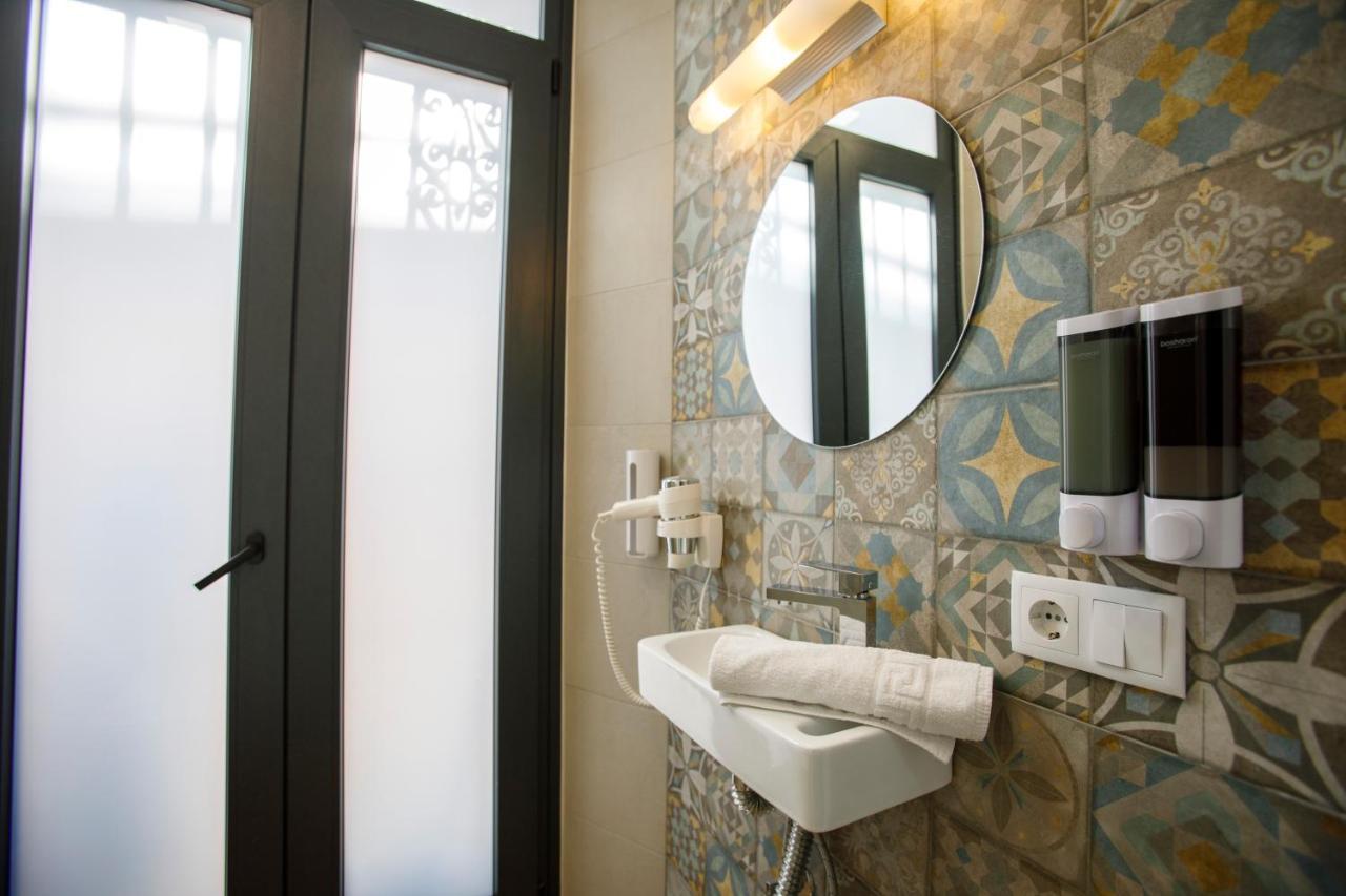 Rentalsevilla Cardenal Cervantes V Apartment