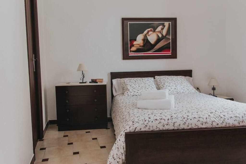 Gran Casa Con Piscina Centro De Vistas