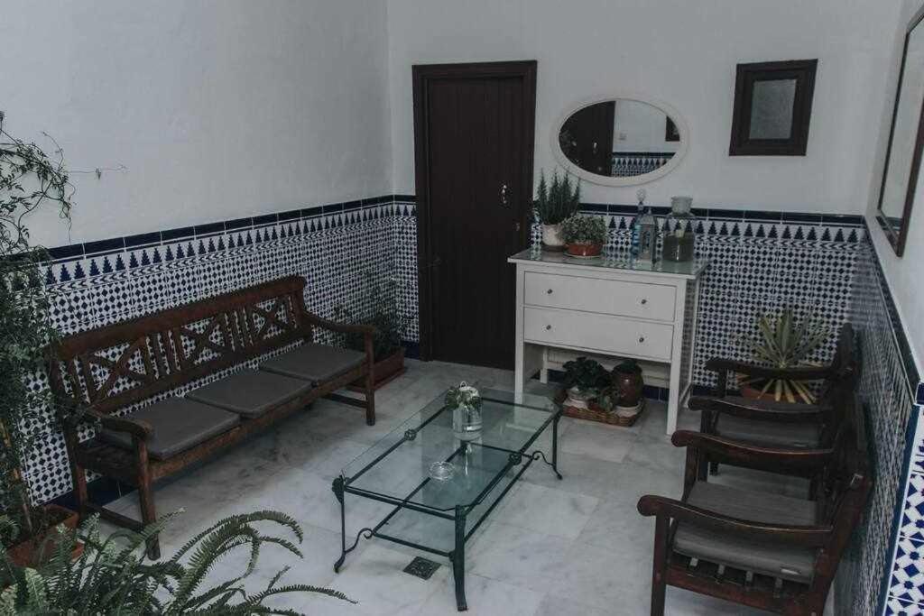 Gran Casa Con Piscina Centro De Vistas