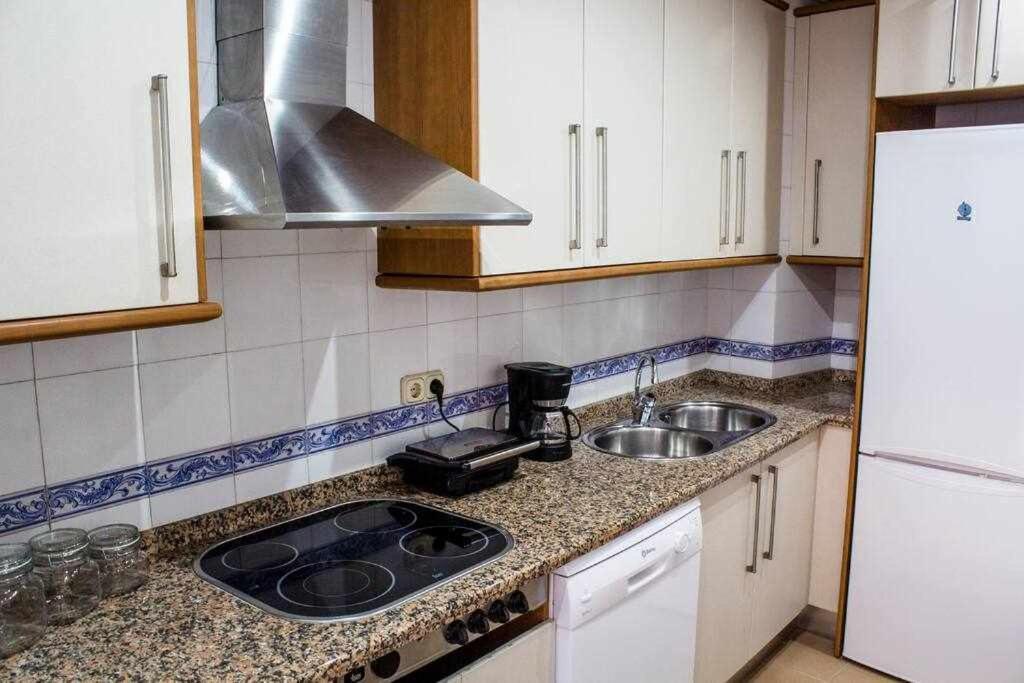 Atico Con Piscina Junto Catedral De Apartment
