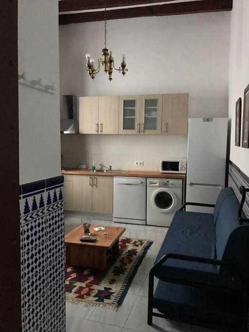 Gran Casa Con Piscina Centro De Vistas