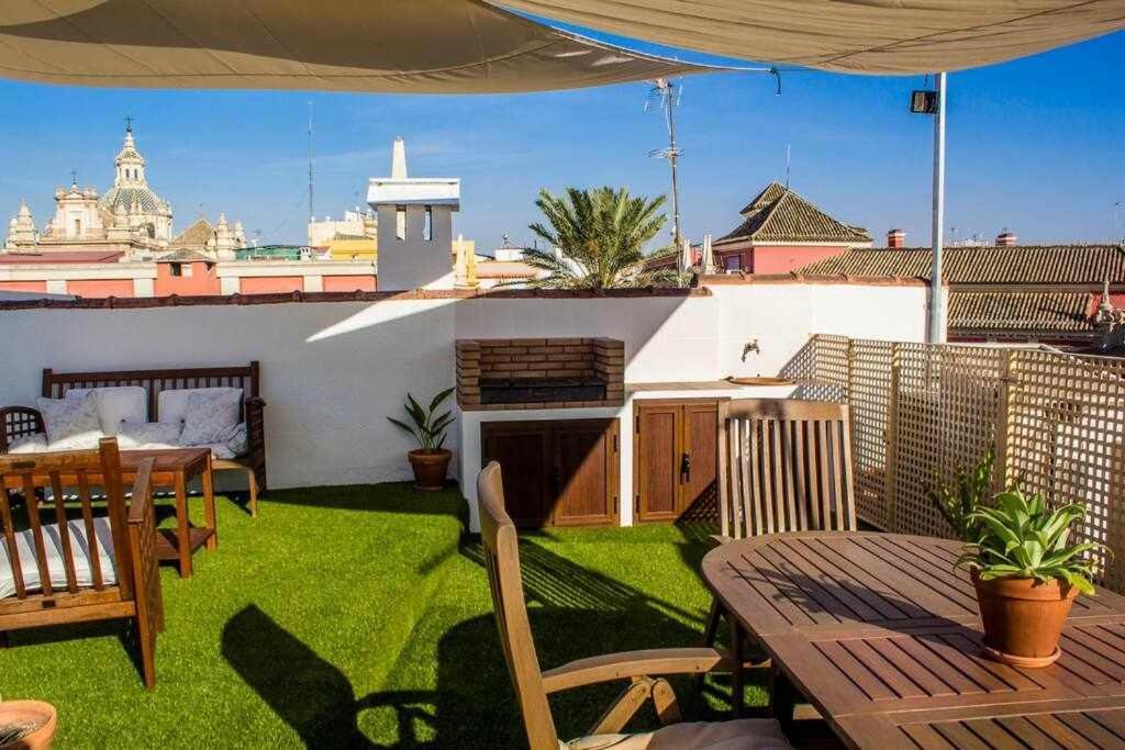 Atico Con Piscina Junto Catedral De Apartment