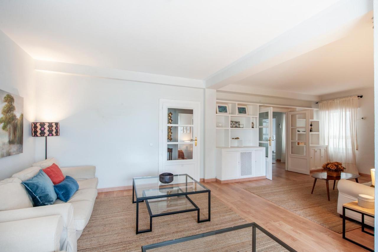 O&l Aire - Spacious And Bright In The Heart Of Apartment *