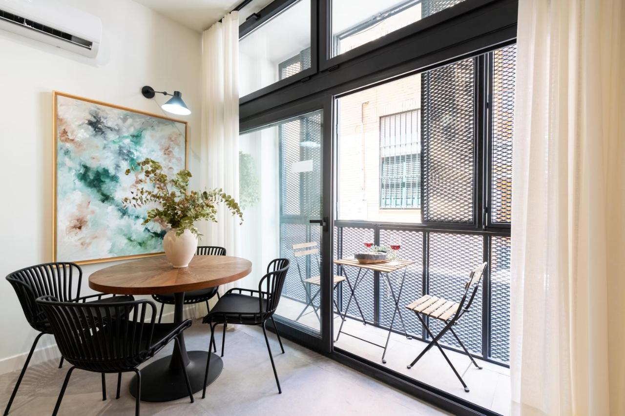 Cv Brand New 2br Triana By Covadon Street *