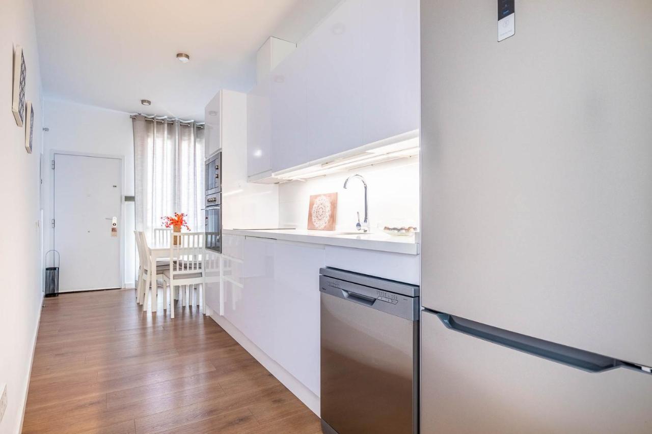 Bc4 Aparcamiento Incluido 3d&2b Renovado Junto A Macarena Y Parlamento Apartamento Sevilla