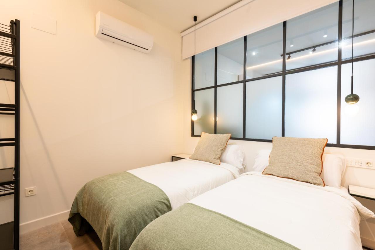 Cv Brand New 2br Triana By Covadon Street Sevilla