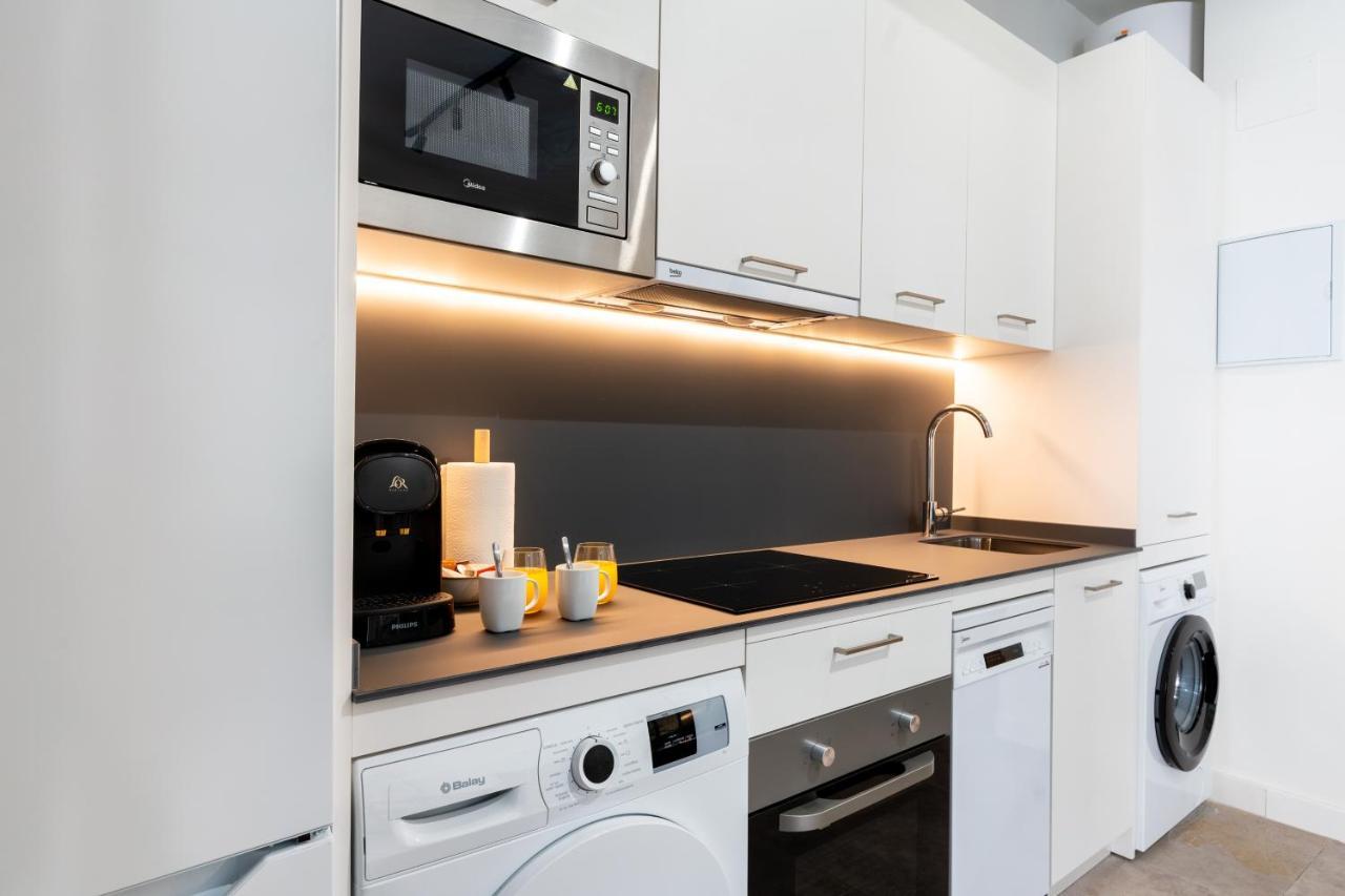 Cv Brand New 2br Triana By Covadon Street Sevilla