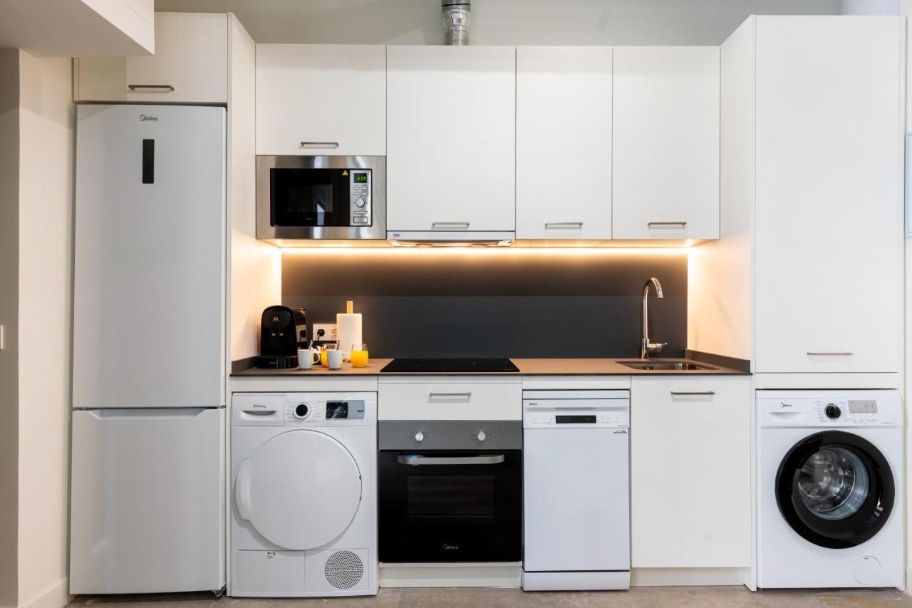 Cv Brand New 2br Triana By Covadon Street *