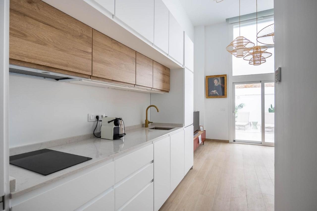 Apartamento Pop Art Historia De Conde Negro Con Patio Privado *