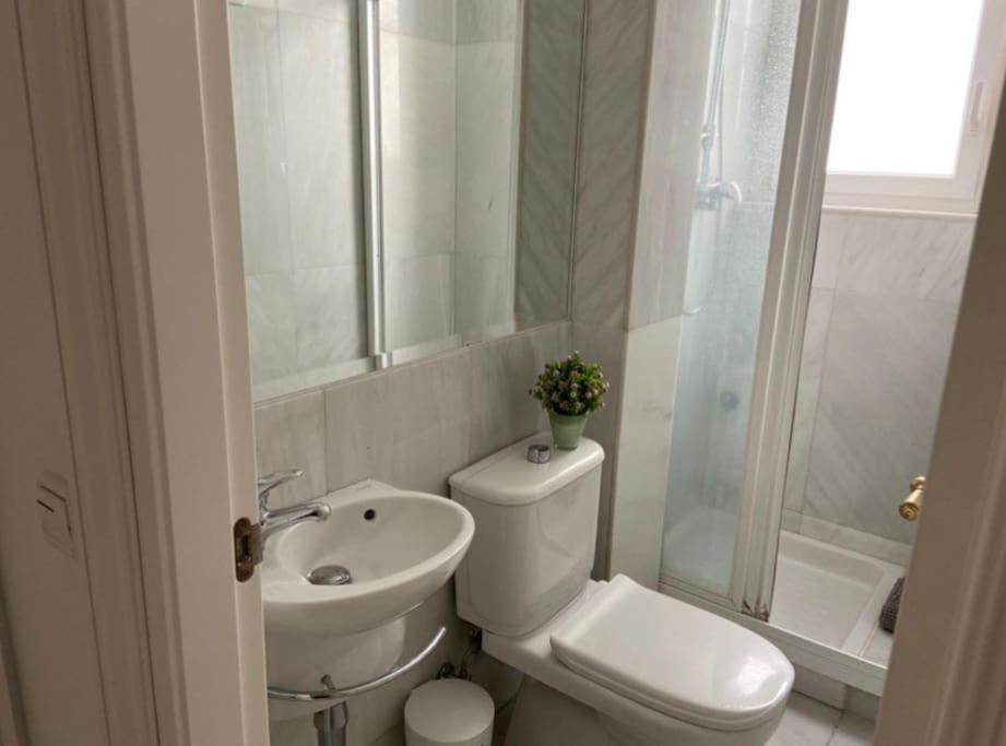Apartamento Encantador En * Sevilla
