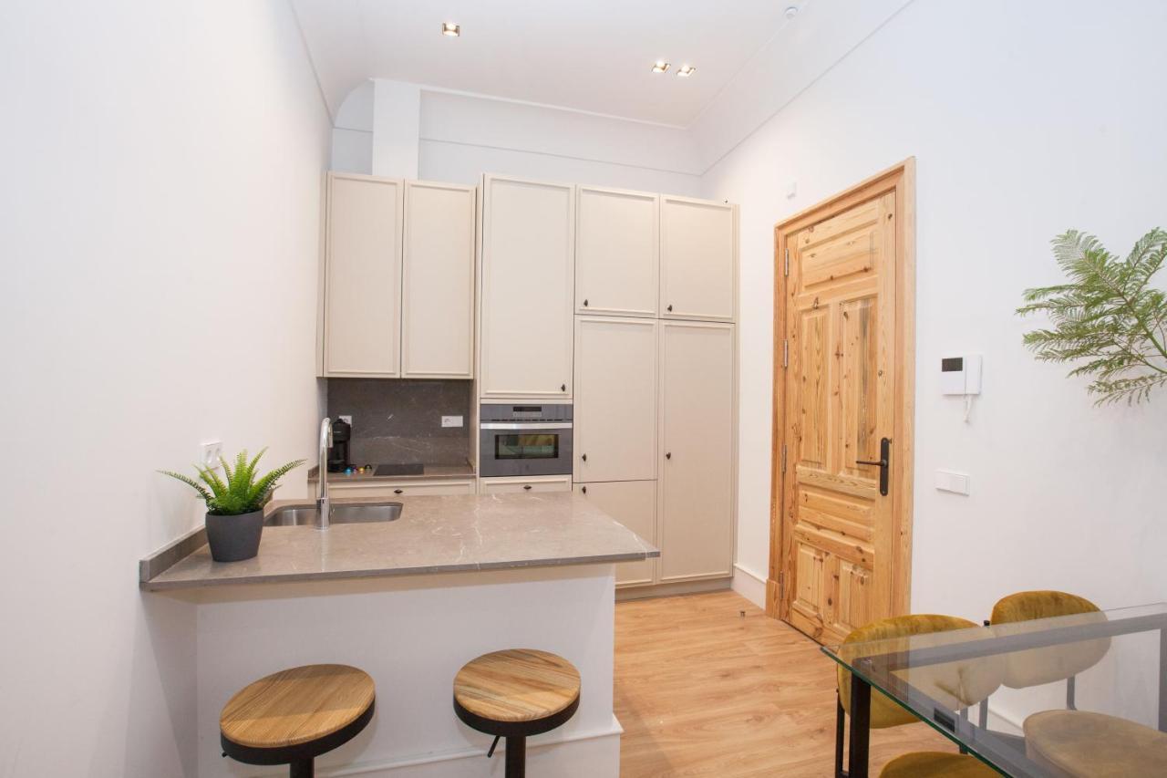 Isg Cedaceros Apartamento Sevilla