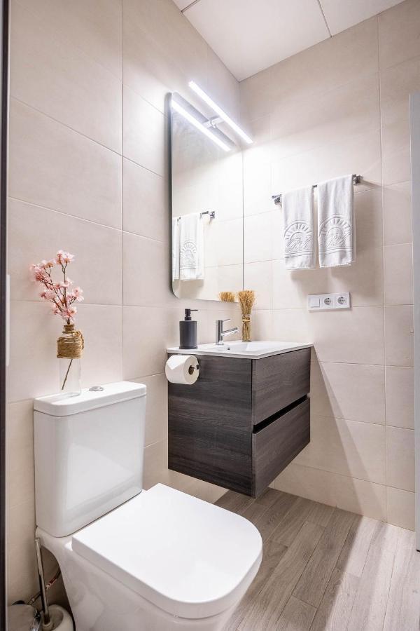 Bc4 Aparcamiento Incluido 3d&2b Renovado Junto A Macarena Y Parlamento Apartamento Sevilla