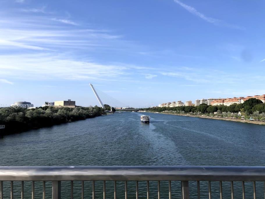Apartamento En Patio Sevillano Alameda-isla Magica *