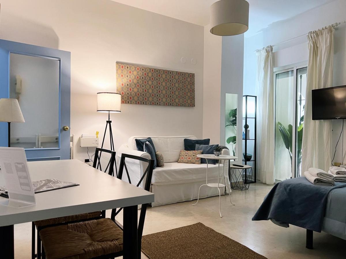 Estudio Calle San Vicente Sevilla