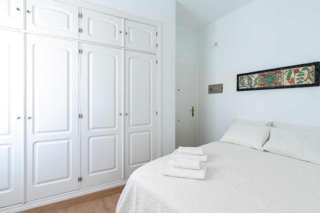 Am Alameda Santa Rufina Apartment *