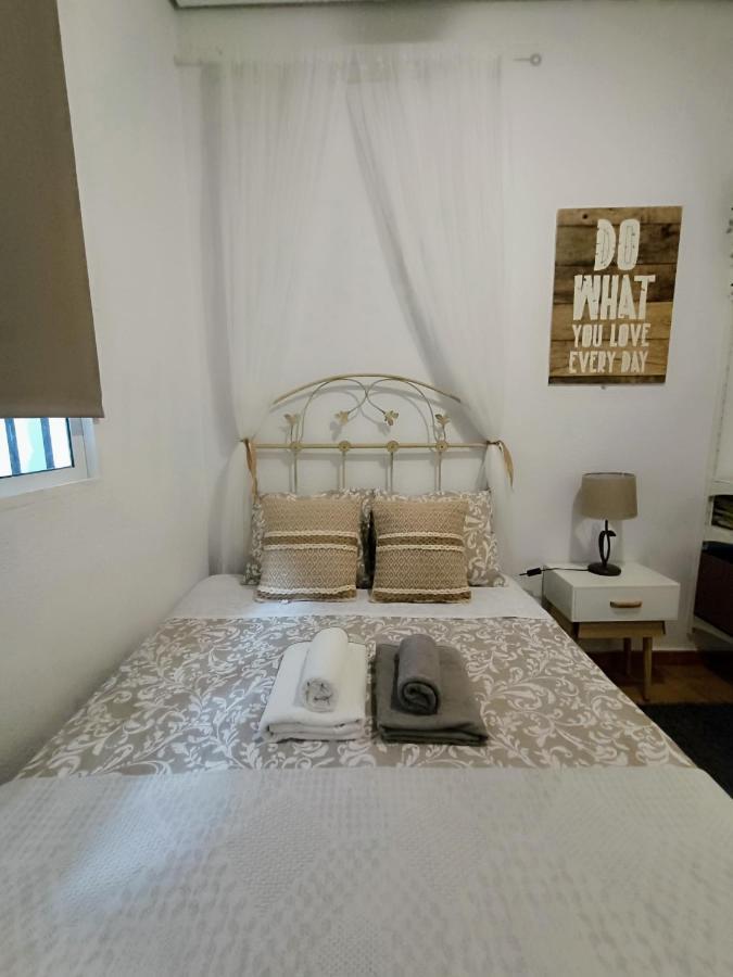 Bohemian & Catedral -parking Seville