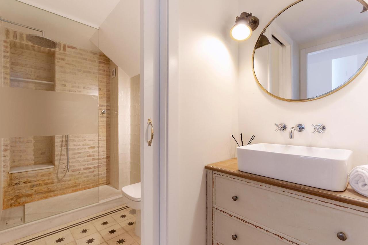 Apartment Genteel Almirante Lobo Seville