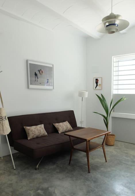 Apartamento Design Near Center, Cool Popular Neighborhood