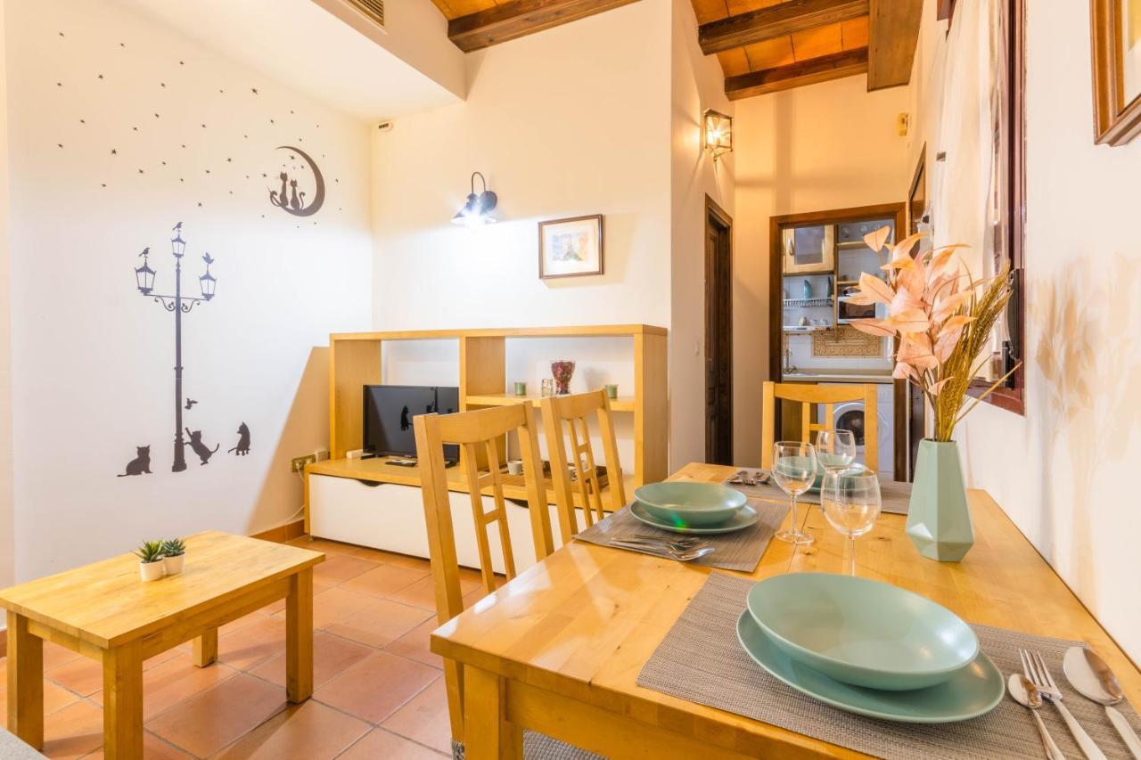 Apartamento Macarena Muralla Encantada *