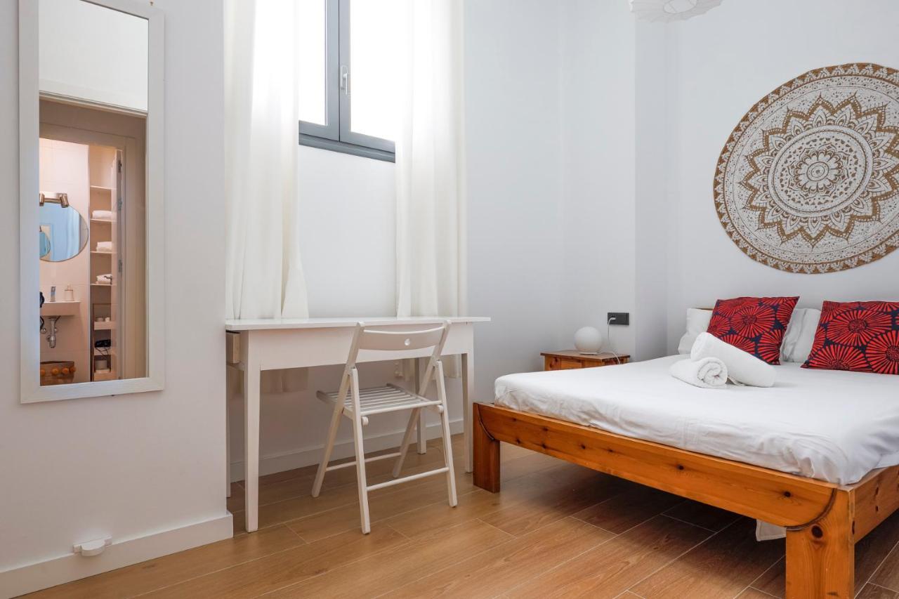 Oasis In The Heart Of - 2 Bedroom With Free Parking Apartamento Sevilla