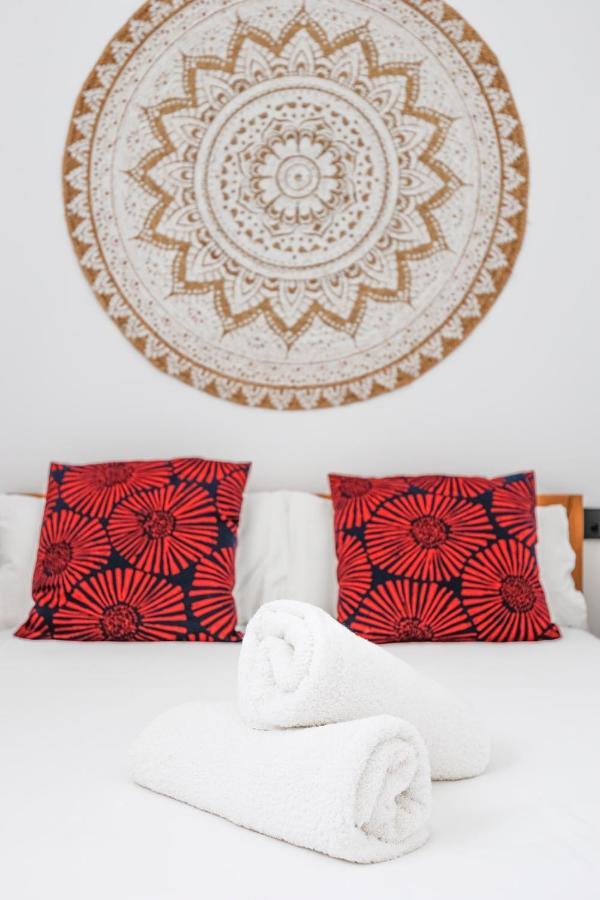 Oasis In The Heart Of - 2 Bedroom With Free Parking Apartamento *
