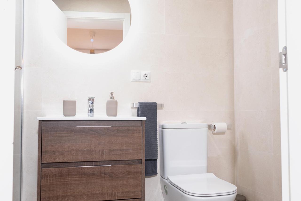 Apartment Apt Old Town 3 Bedrooms, 2 Bathrooms, Wifi Seville