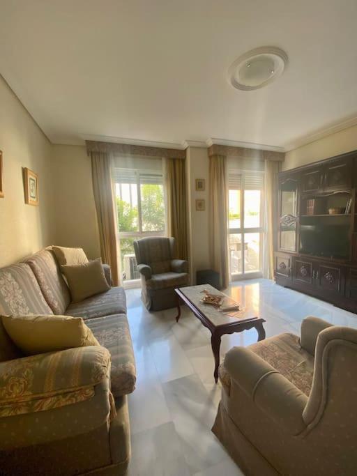 Apartamento Rentalsevilla Luis De Morales *
