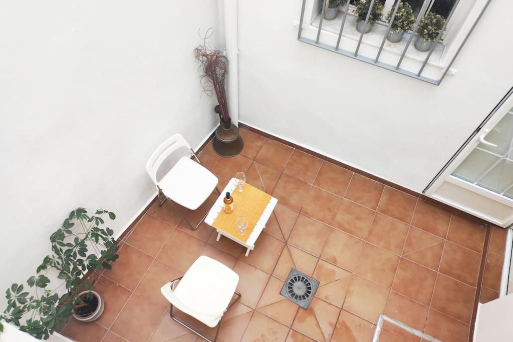 El Duque Blanco.autentica Sevilla.centro.con Patio Apartamento Sevilla